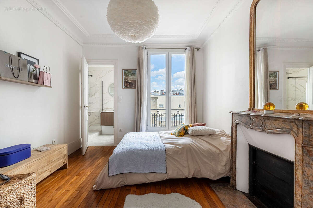 Appartement à PARIS-5E