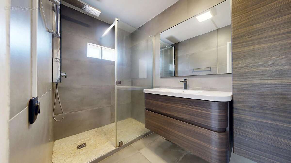 Appartement à LE RAINCY