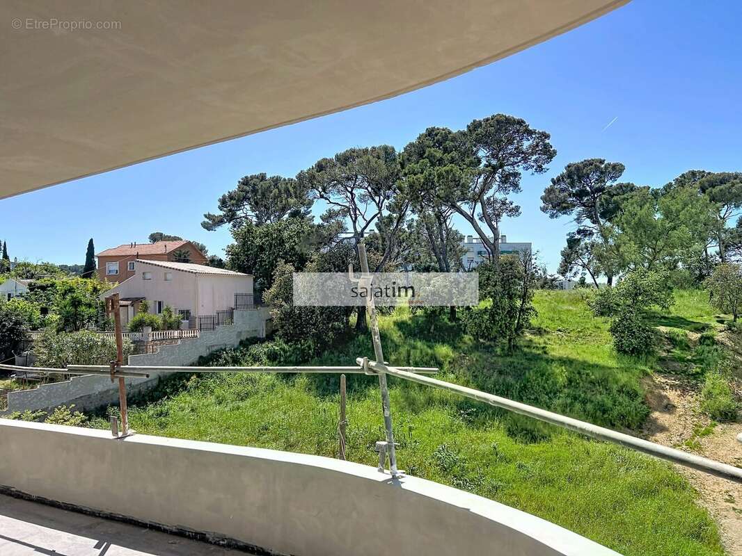 Appartement 75 m² à La Seyne-Sur-Mer  - photo 2