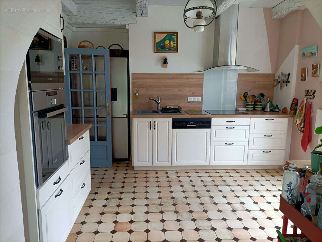 Maison à TONNAY-CHARENTE