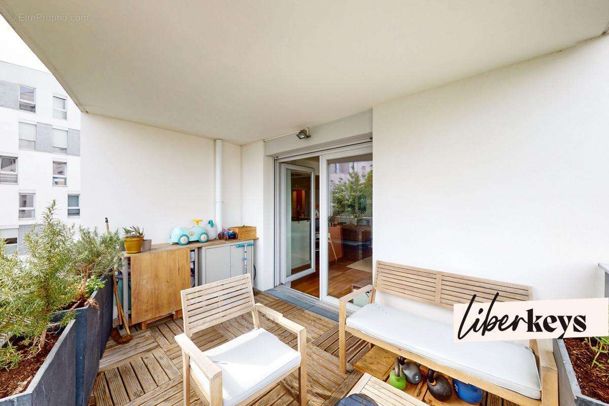 Appartement à GENNEVILLIERS
