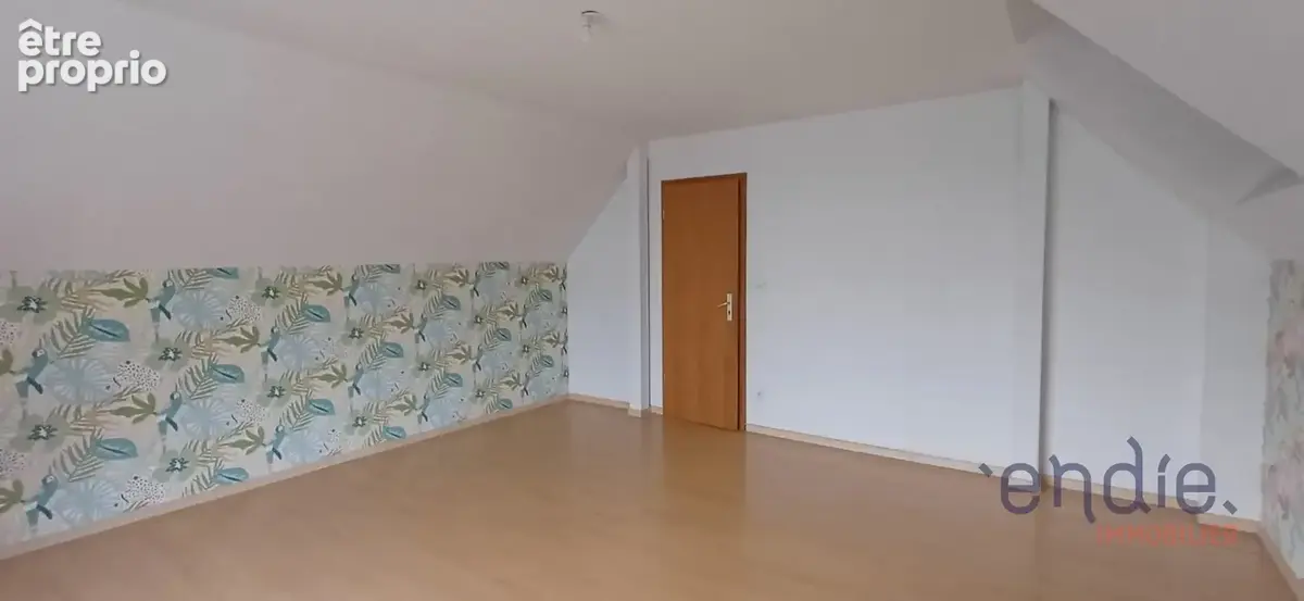 PFASTATT  Maison 135 m²  4 chambres  Terrain 350 m²  Double garage - photo 9
