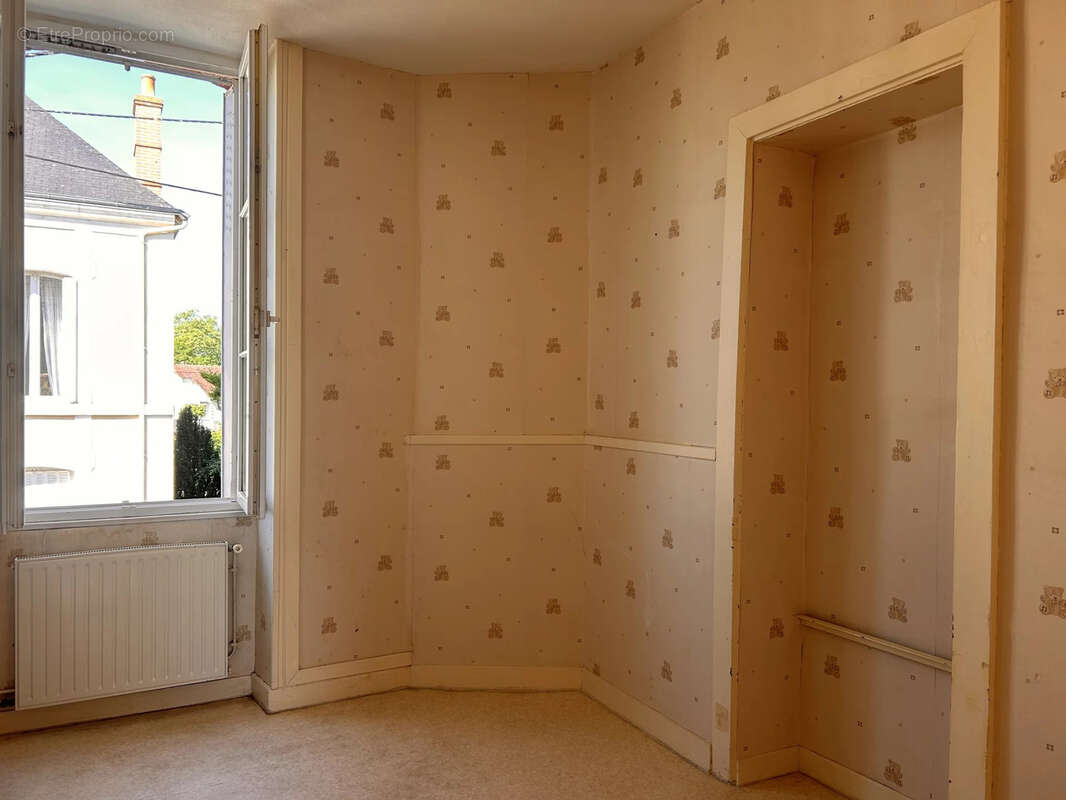 Maison à SAINT-GAULTIER