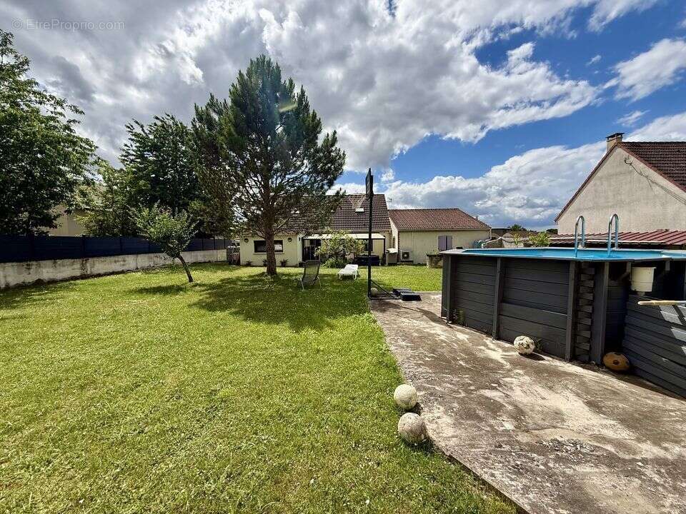 Maison familiale spacieuse - Marolles-sur-Seine (77) - photo 12