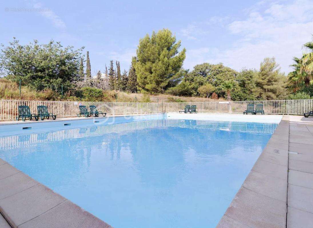 Appartement à SIX-FOURS-LES-PLAGES