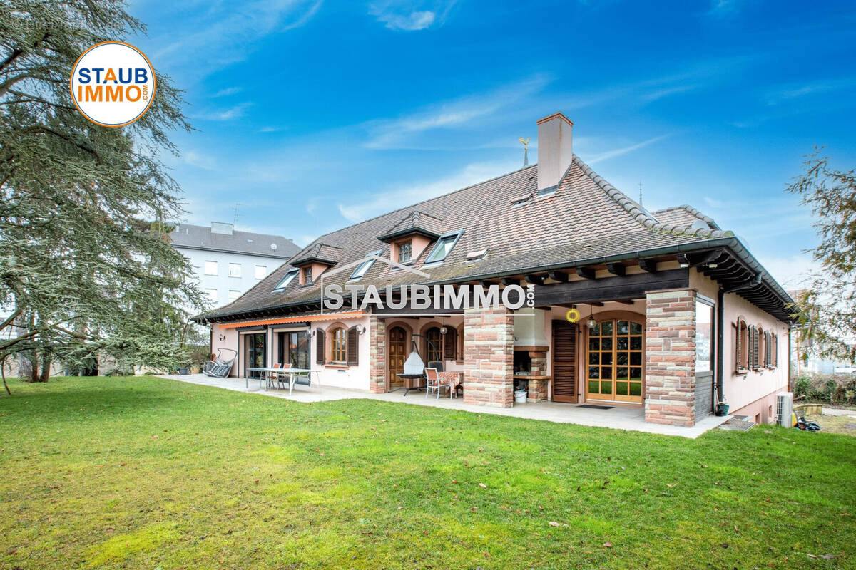 Maison à VILLAGE-NEUF