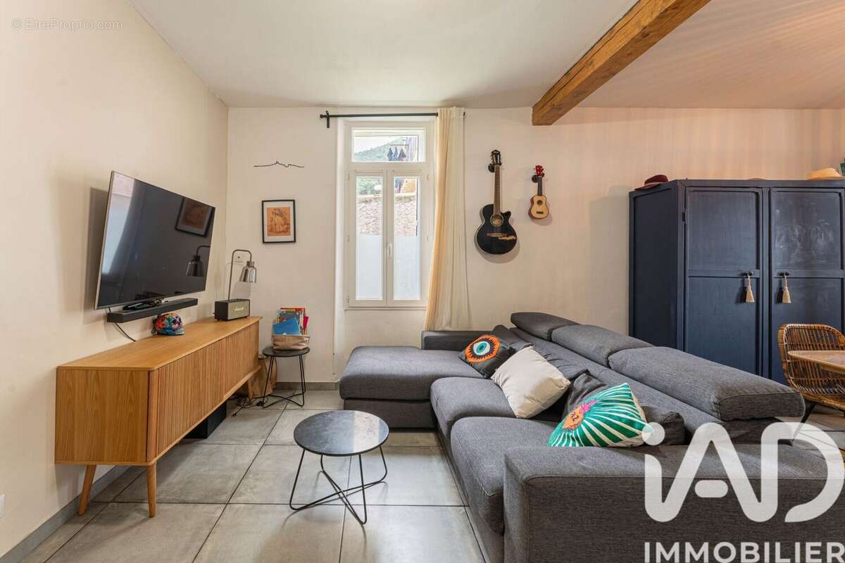 Photo 3 - Appartement à MARSEILLE-11E
