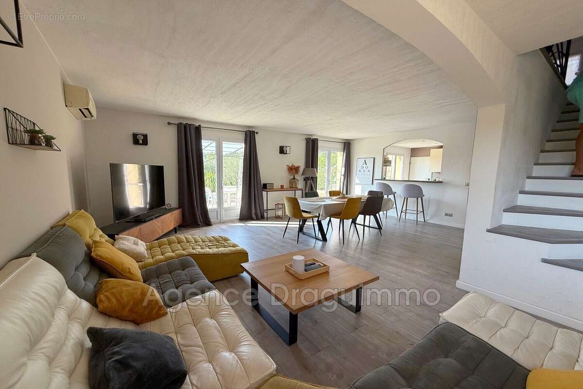 Maison 168 m² à Draguignan  - photo 7