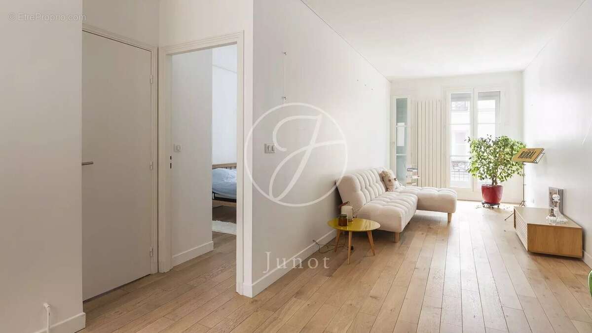 Appartement à PARIS-6E