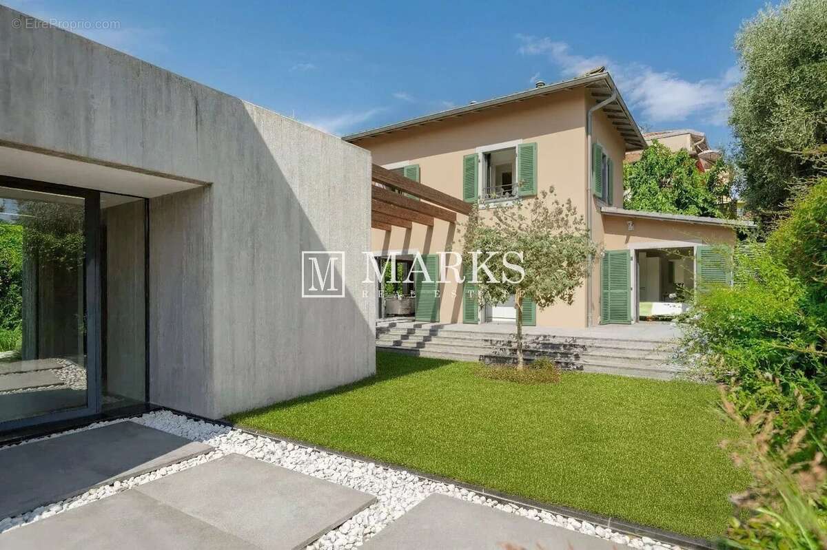 Maison à SAINT-JEAN-CAP-FERRAT