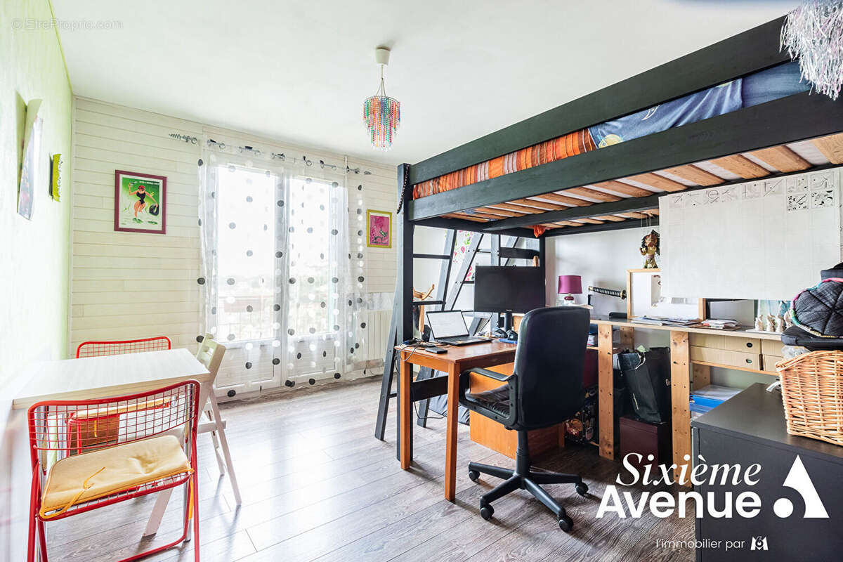 Appartement à SAVIGNY-SUR-ORGE