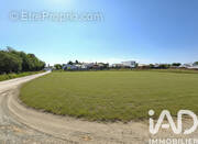 Photo 1 - Terrain à SAINT-LAURENT-DE-LA-PREE