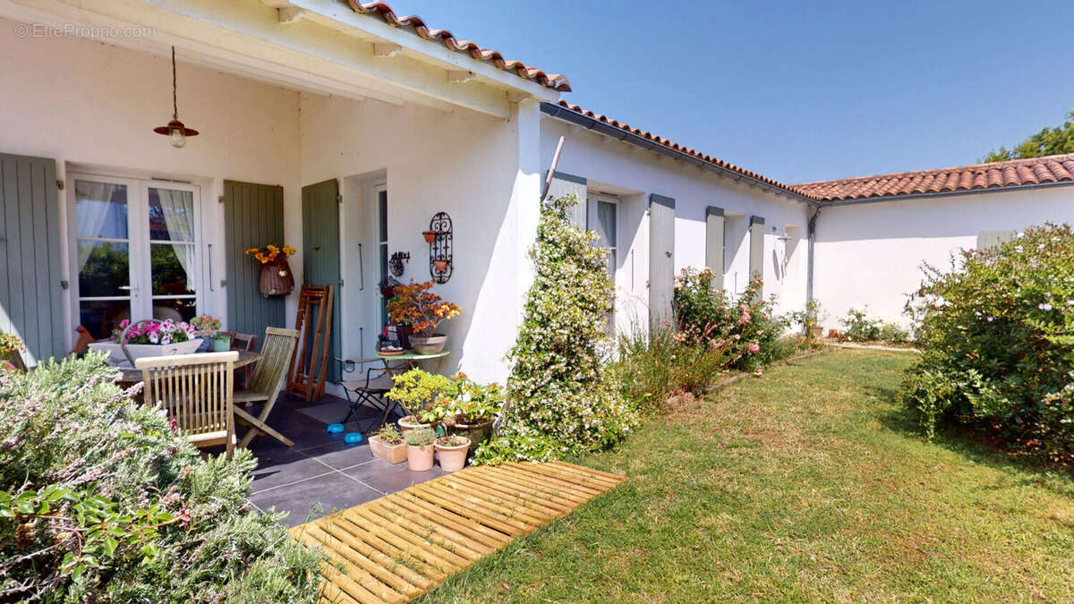 Maison à LOIX
