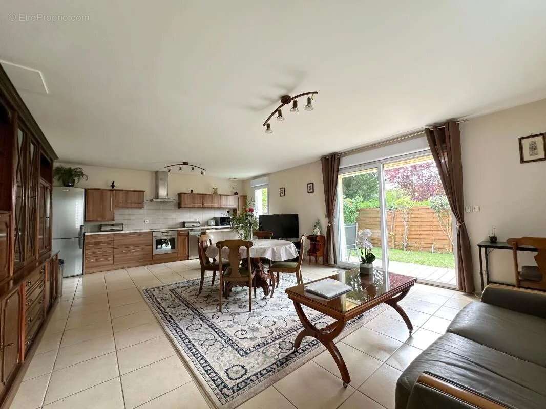 Rare et unique - Domaine de 240m2 (219 m2 carrez) - photo 15