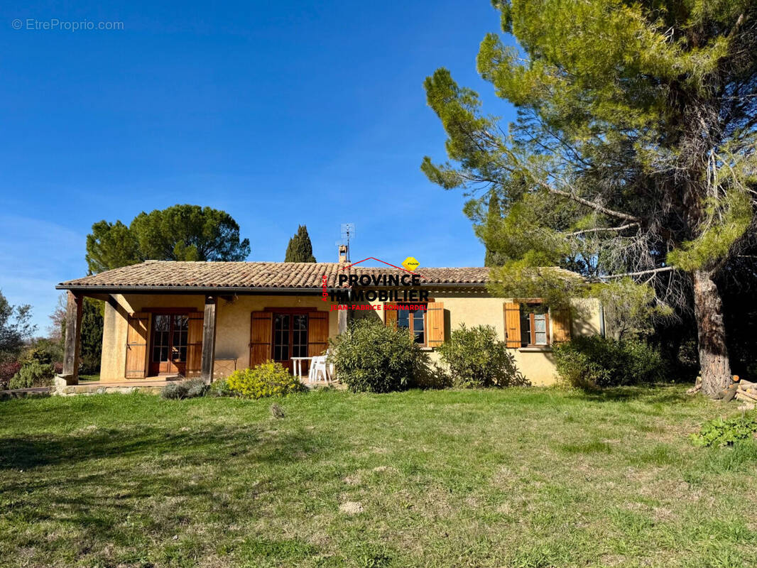 Maison à LE PEGUE