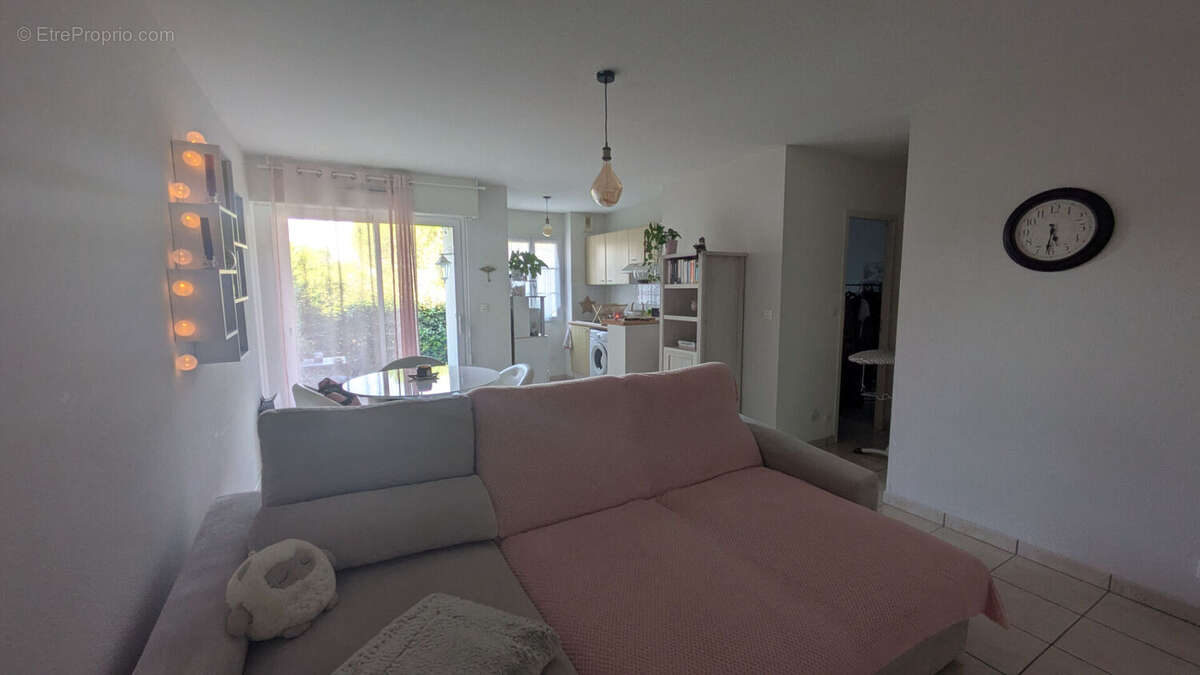 Appartement à ECHILLAIS