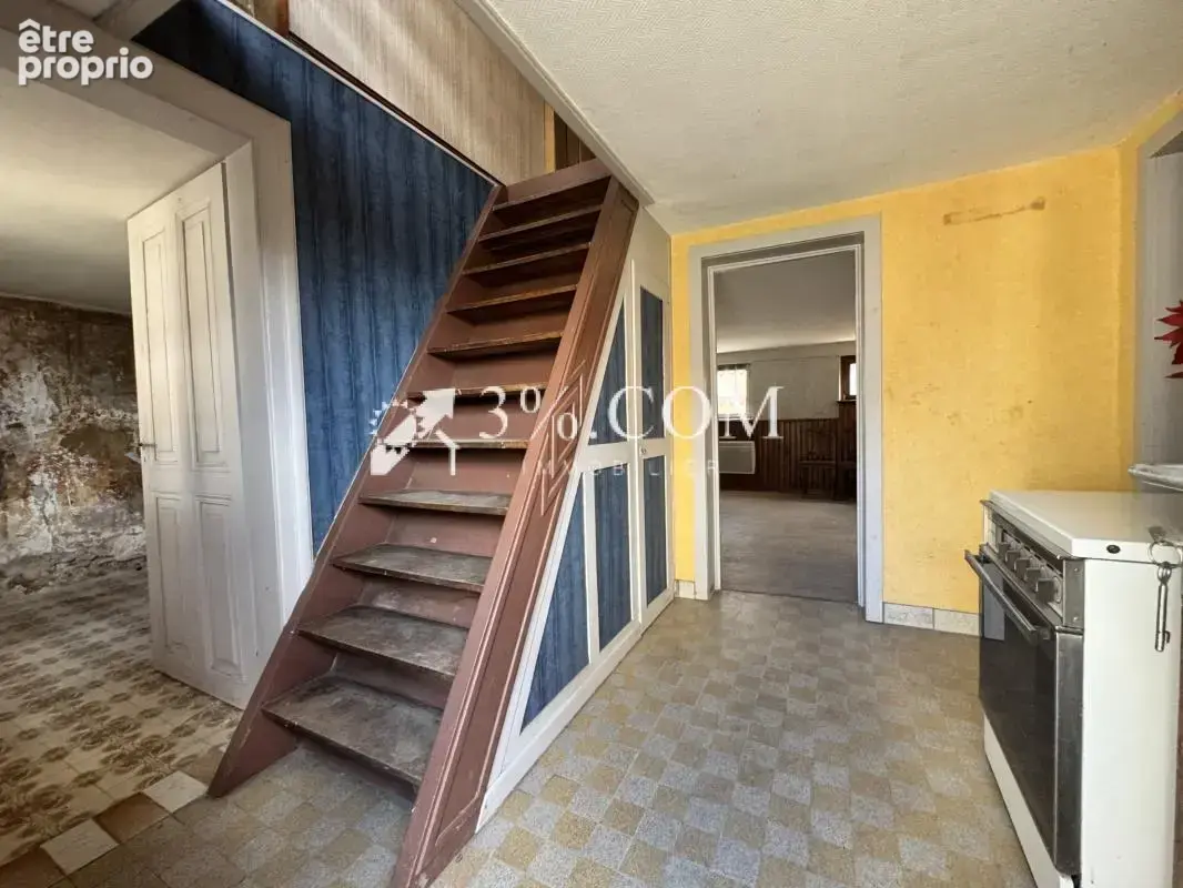3%COM Maison (139 m2)  à rénover  avec 300m2 de dépendances - photo 12