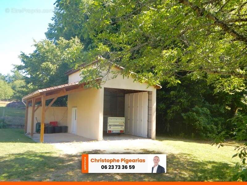 Terrain à TRELISSAC