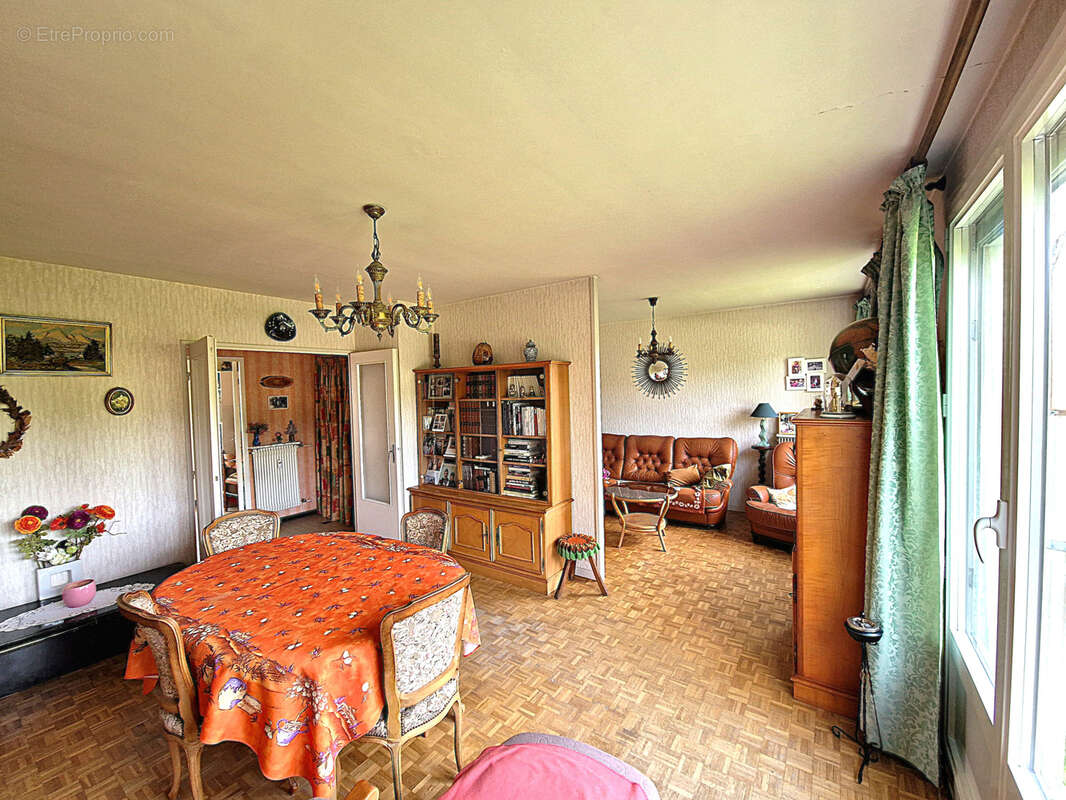 Appartement à BRIGNAIS