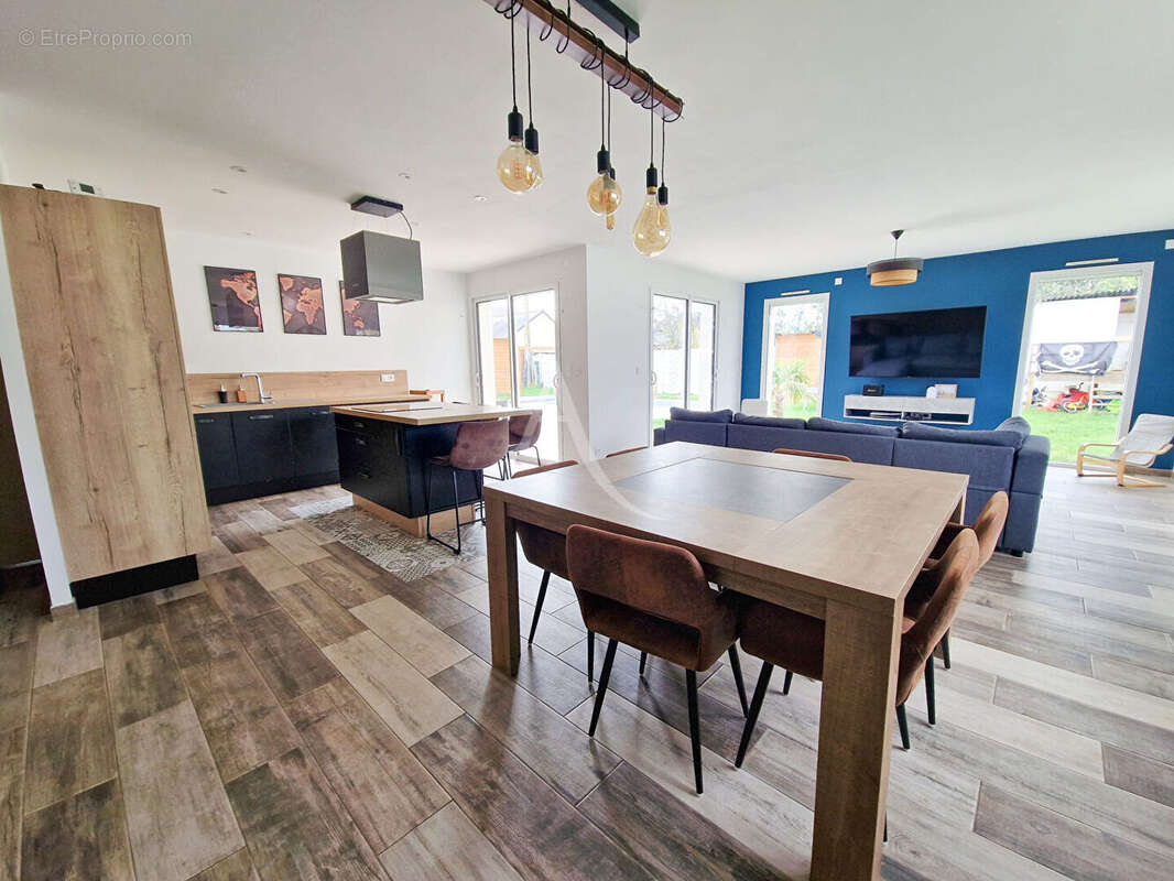 Maison à DOUE-LA-FONTAINE