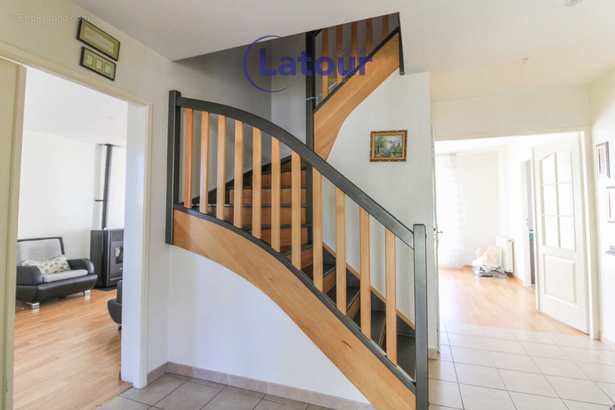 Maison à VERNOUILLET