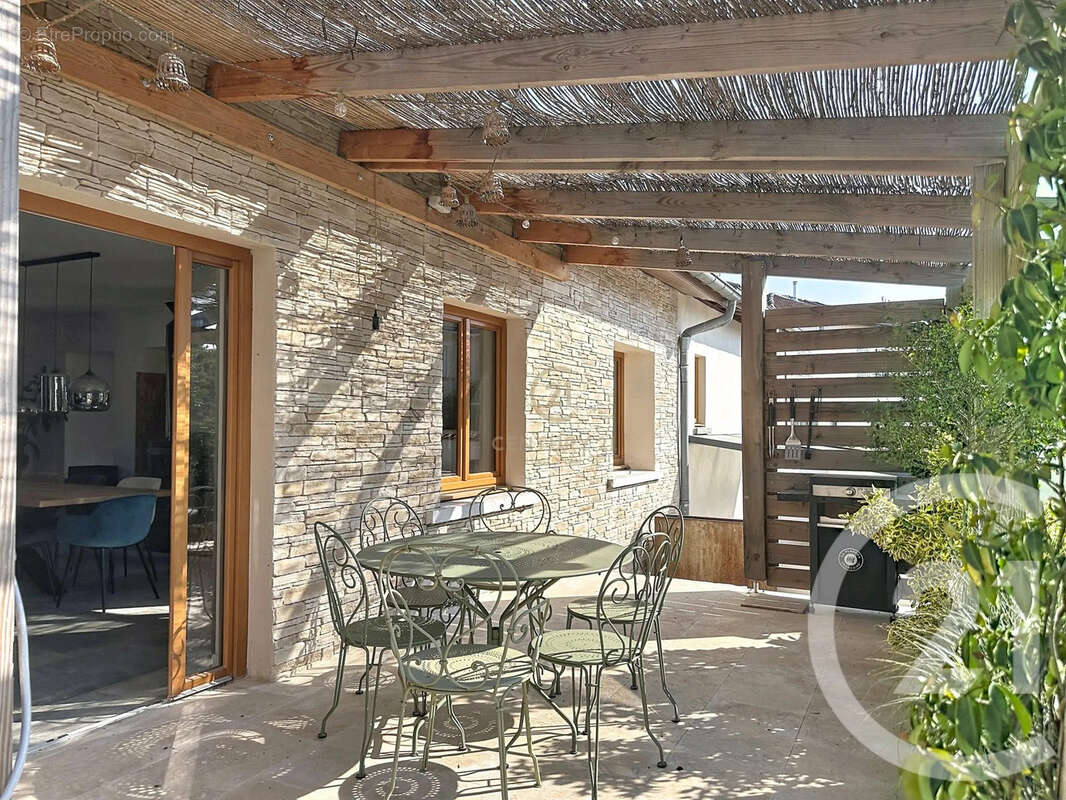 Maison à VOURLES