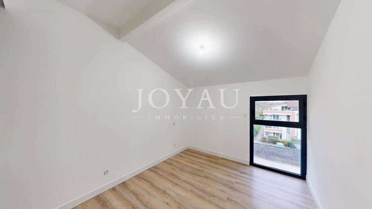 Appartement à QUINT-FONSEGRIVES