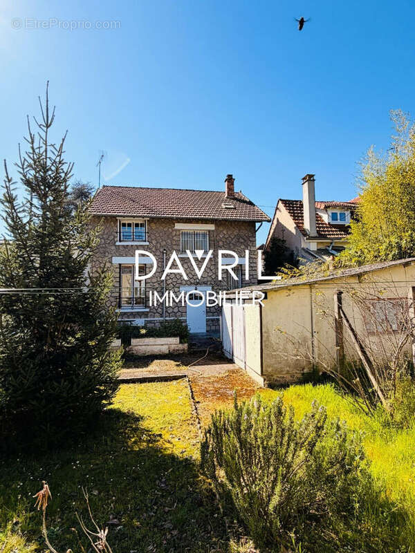 Maison à CONFLANS-SAINTE-HONORINE