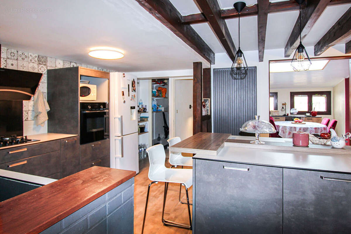 À VENDRE - Maison de ville 140 m² à Châlons-en-Champagne - photo 12