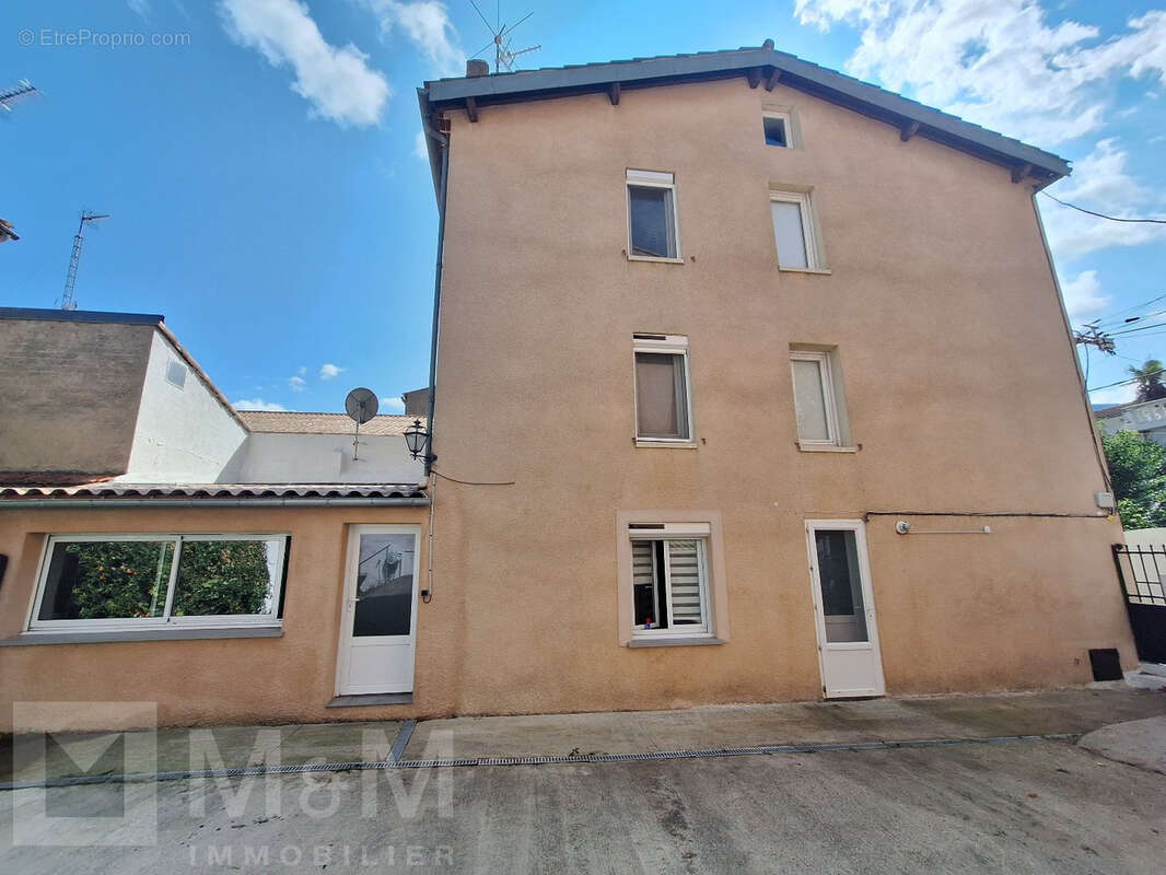 Maison à QUILLAN