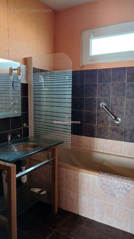 Maison 140 m² à Salignac  - photo 86