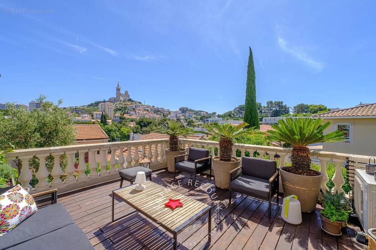 Appartement à MARSEILLE-7E