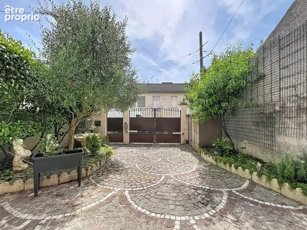 Maison 109 m² à Les Pavillons-Sous-Bois  - photo 16
