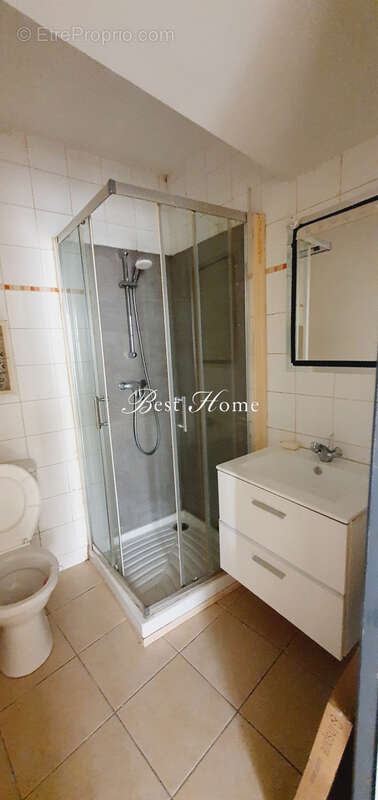 Proche Daudet et Arènes , Appartement de type 2 en rez de chaussé - photo 5