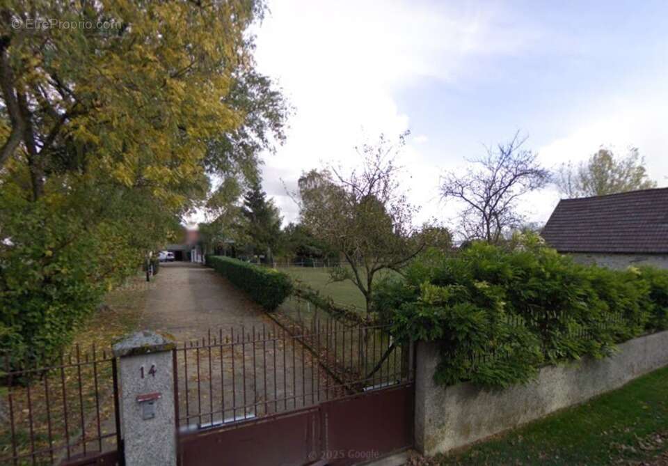 Terrain à LIMOGES-FOURCHES