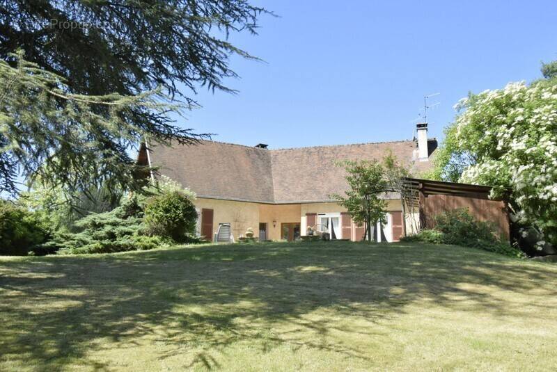 n°1 - Maison à GIVRY