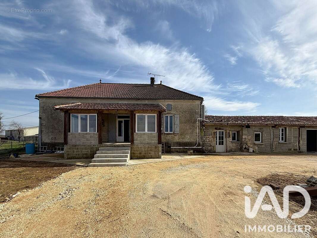 Photo 2 - Maison à MAUROUX