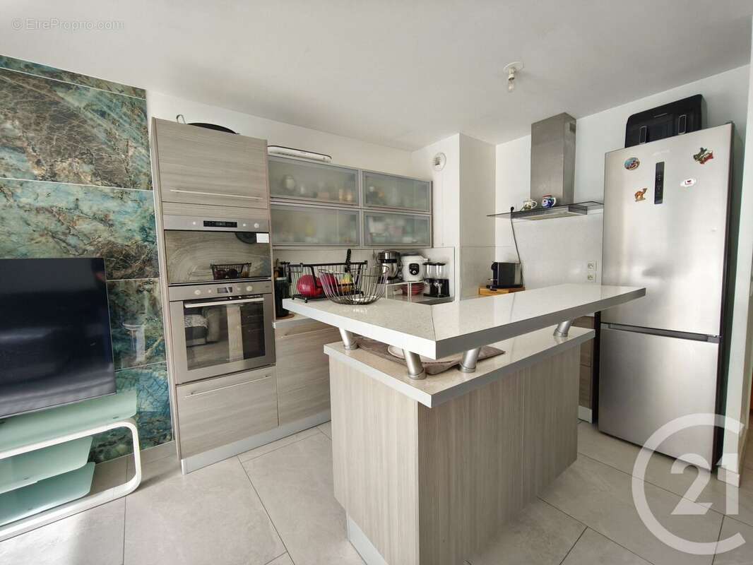 Appartement à SAINT-FONS