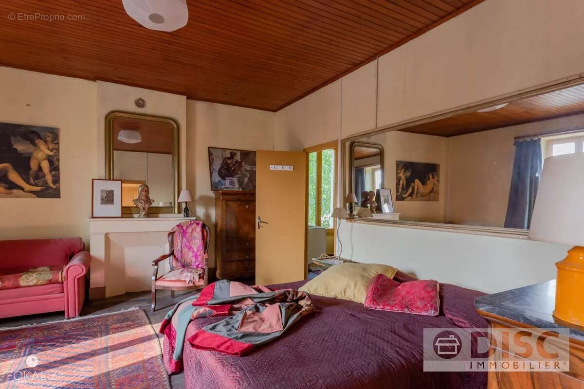 Belle et spacieuse maison de Maitre. - photo 15