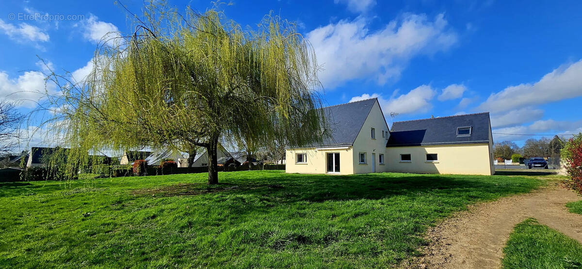 Maison à LANDEHEN