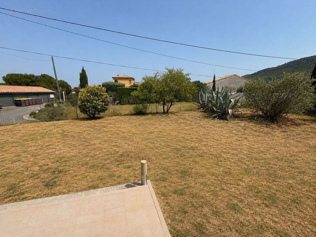 Maison 93 m² à Floure  - photo 8