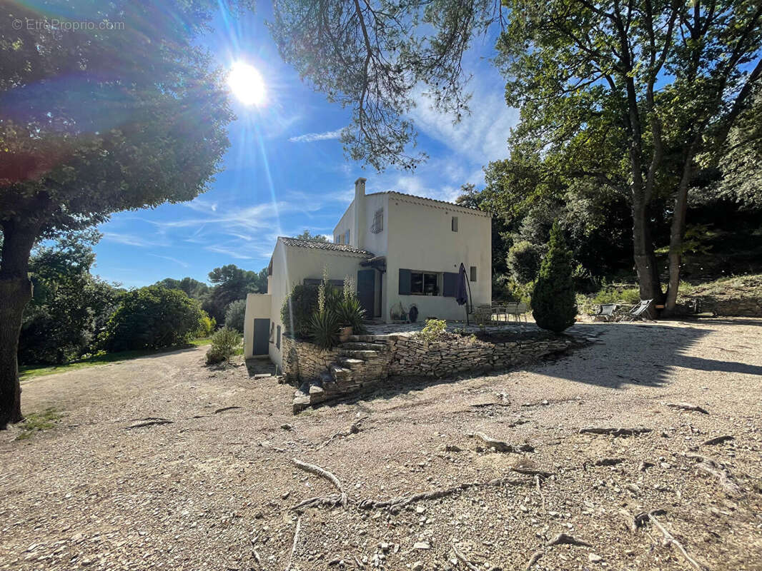 Maison à EGUILLES