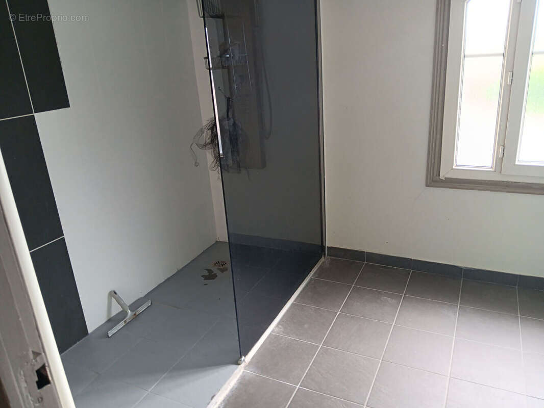 Maison à SAINT-CYR-SUR-LOIRE