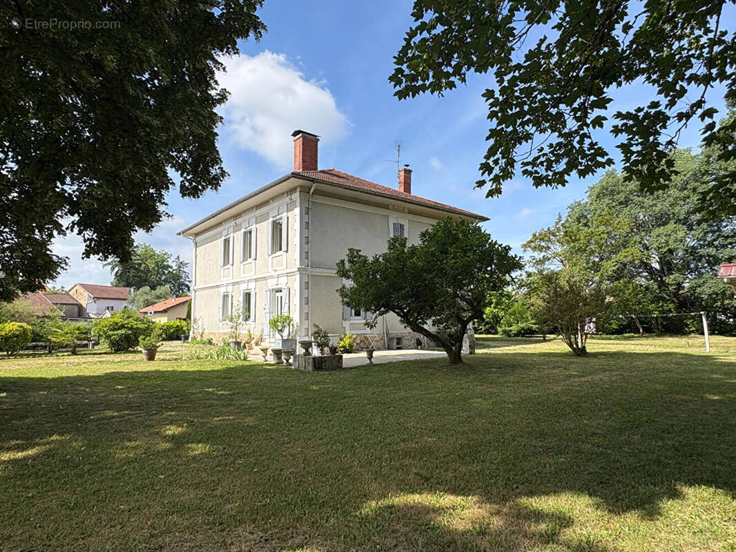 Maison à PONTONX-SUR-L'ADOUR