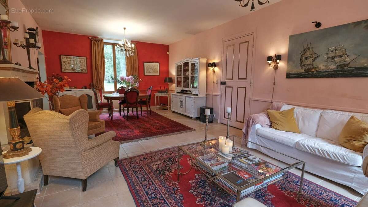 Maison à SAINT-FRANCHY