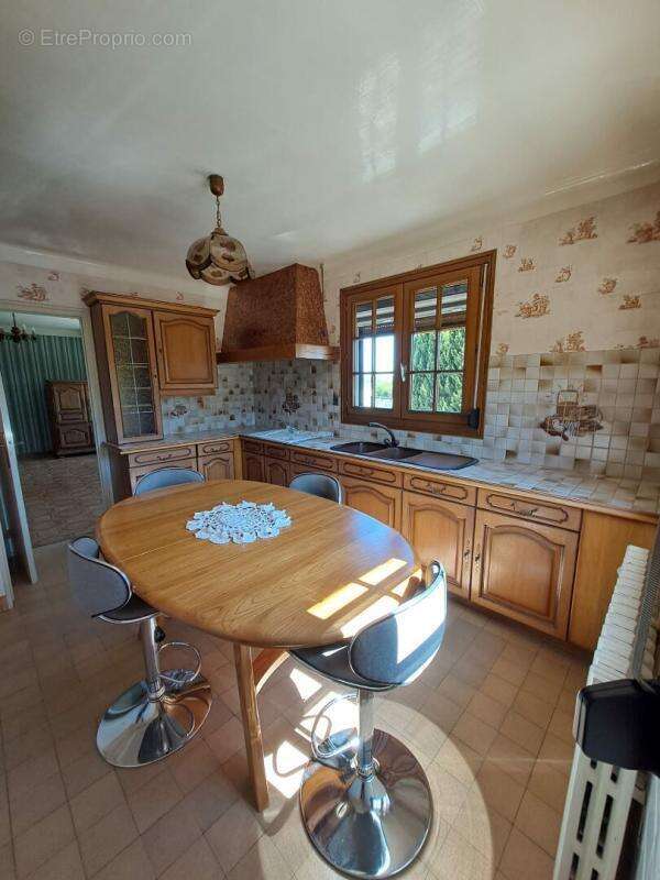 Maison Pont Saint Mard 5 pièce(s) 92 m2 - photo 2
