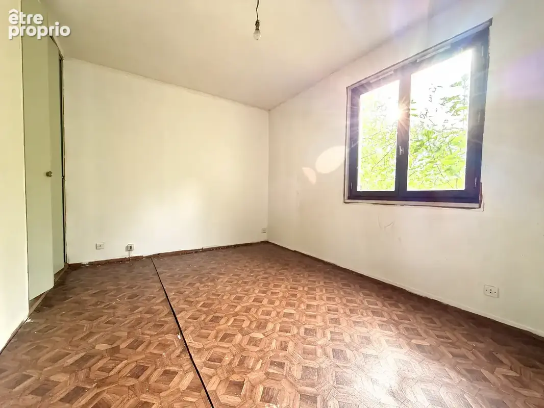 Maison 4 chambres avec sous sol total - photo 8
