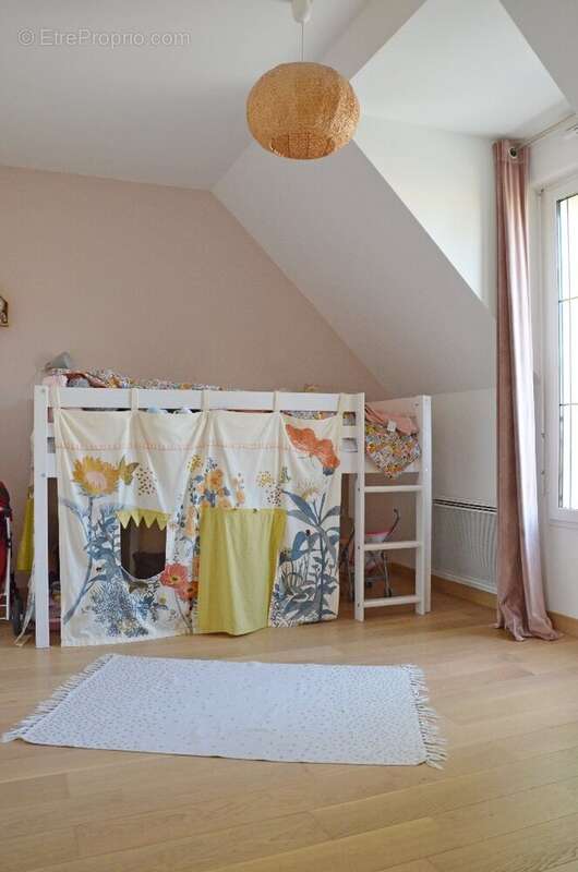 Maison à CHATEAUFORT