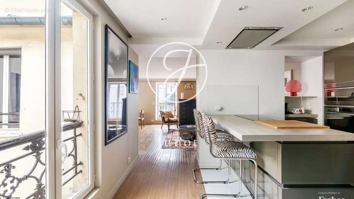 Appartement à PARIS-10E