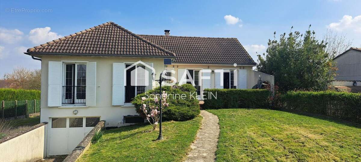 Photo 2 - Maison à FERRIERES-EN-GATINAIS